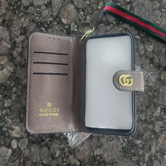 Phone case - Picture 2 of 3